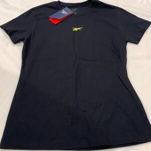 Reebok Womens Medium Shirt NWT